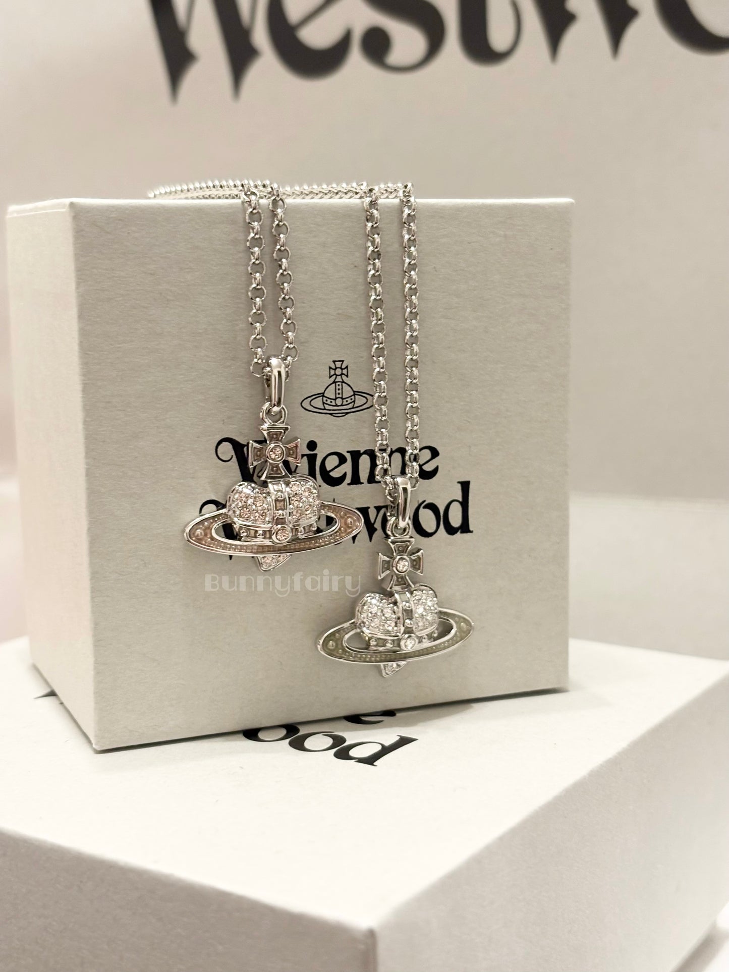 [預購+現貨] Vivienne Westwood 性價比の選💗🪐愛心土星項鍊