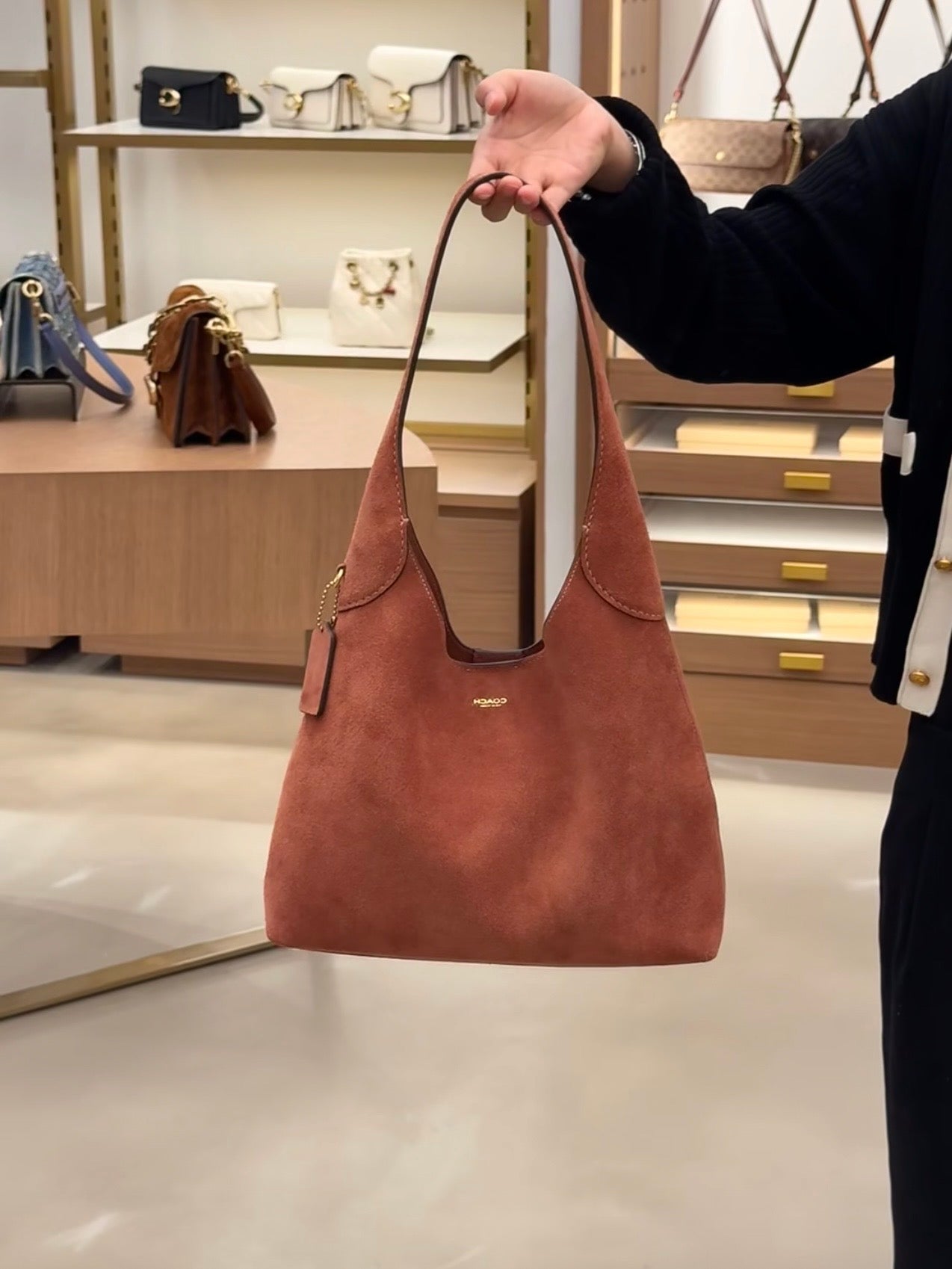 [現貨] Coach Brooklyn 28 陶土色