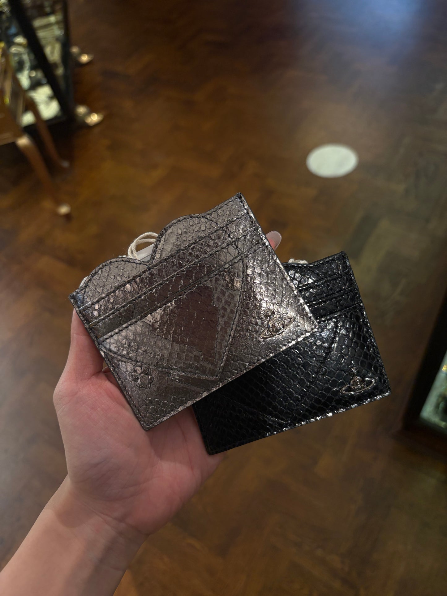 [預購] Vivienne Westwood 夏季折扣訂購區
