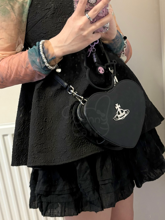 [預購] Vivienne Westwood Louise 雙層愛心包