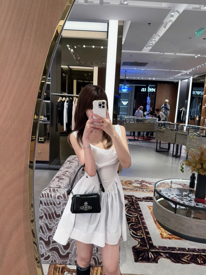 [預購 季中折扣] Vivienne Westwood Small Hazel Bag 小號Hazel光滑皮鏤空Logo