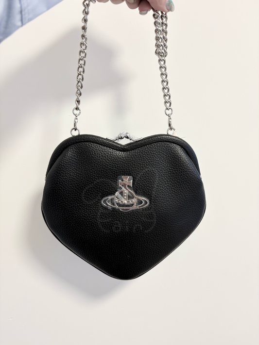 [預購] Vivienne Westwood 愛心口金包