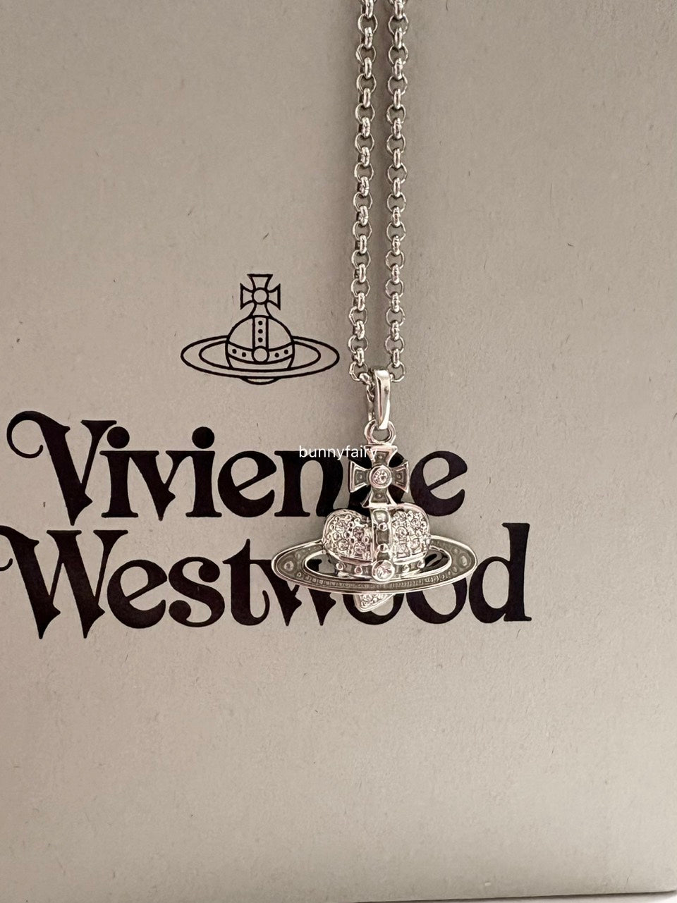 [Outlet] Vivienne Westwood 愛心土星項鏈