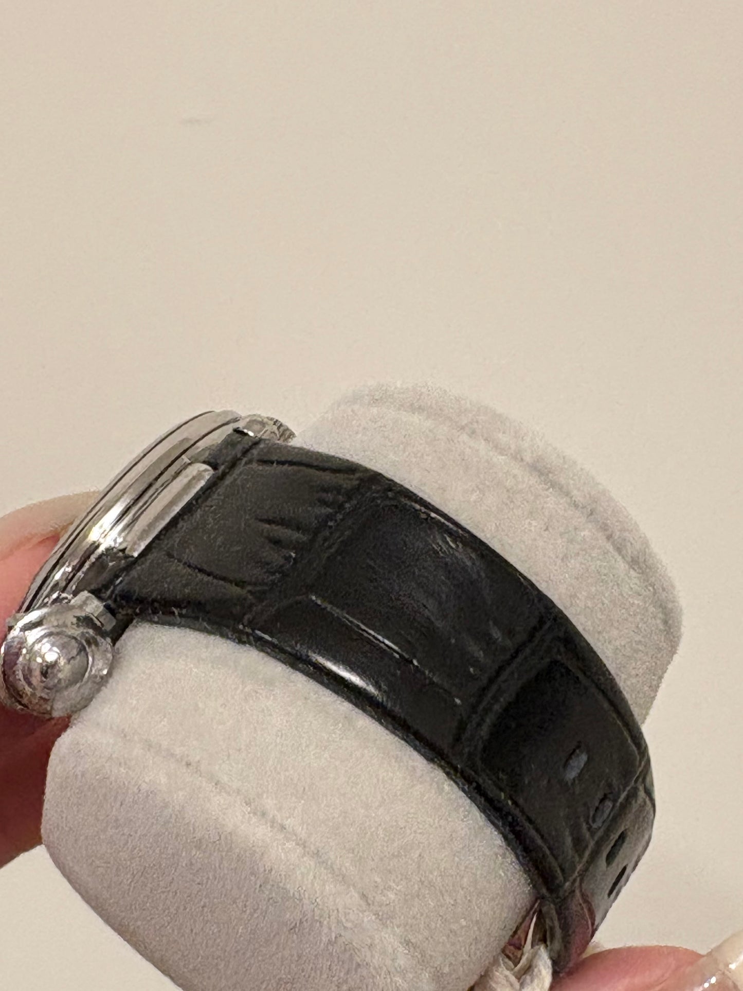 [預購] Vivienne Westwood 鱷魚紋黑銀手錶