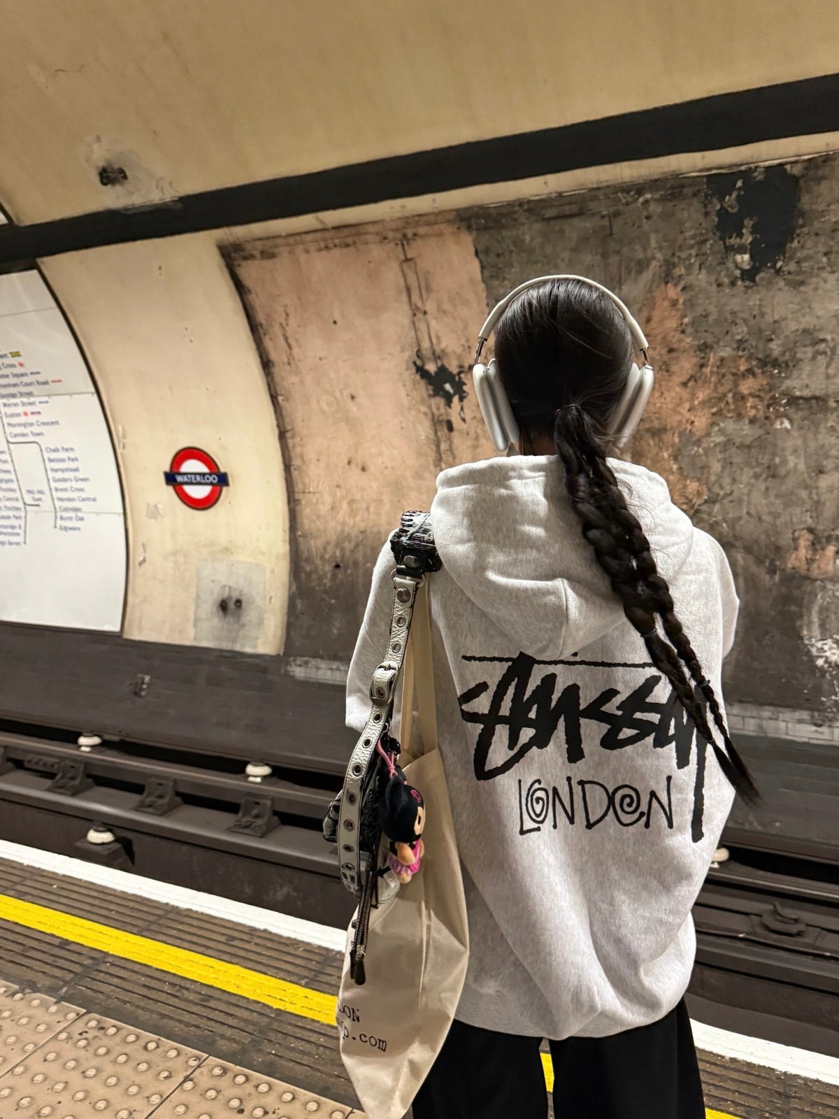 [英國現貨] Stussy倫敦限定拉鍊外套 灰色M
