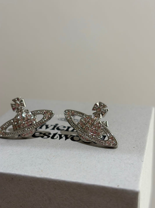 [預購] Vivienne Westwood Mini Bas溝鑽耳環 限定粉鑽