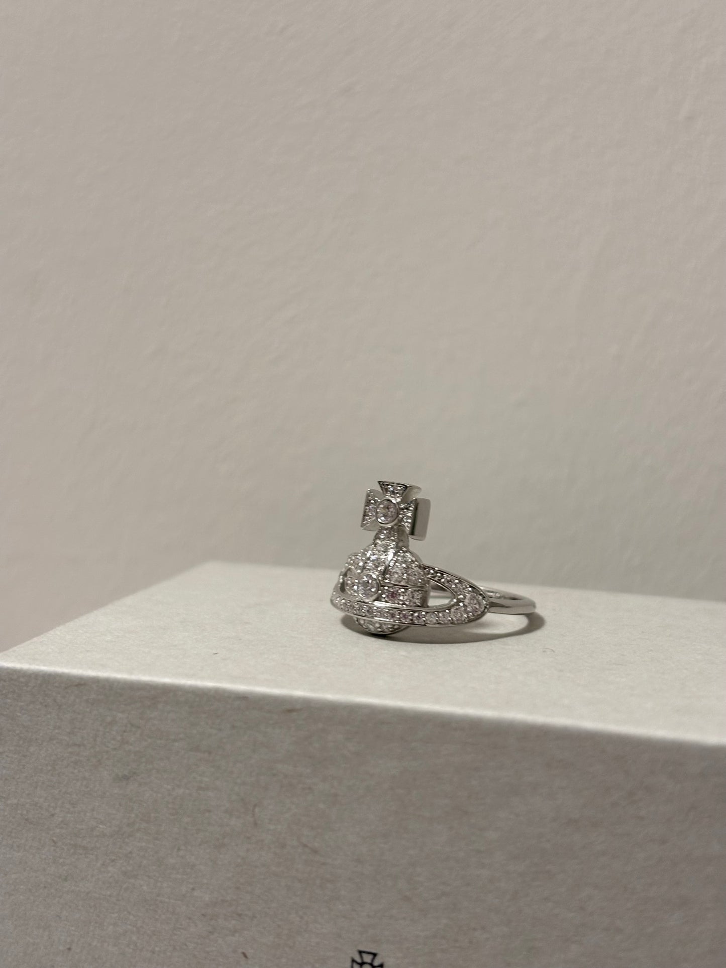[現貨] Vivienne Westwood Small Orb戒指