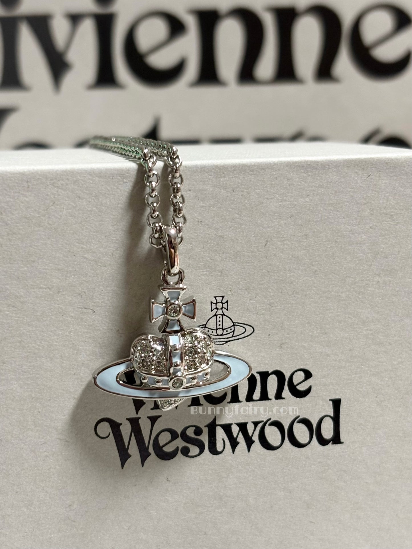 [預購+現貨] 性價比の選 Vivienne Westwood 愛心土星琺瑯項鍊