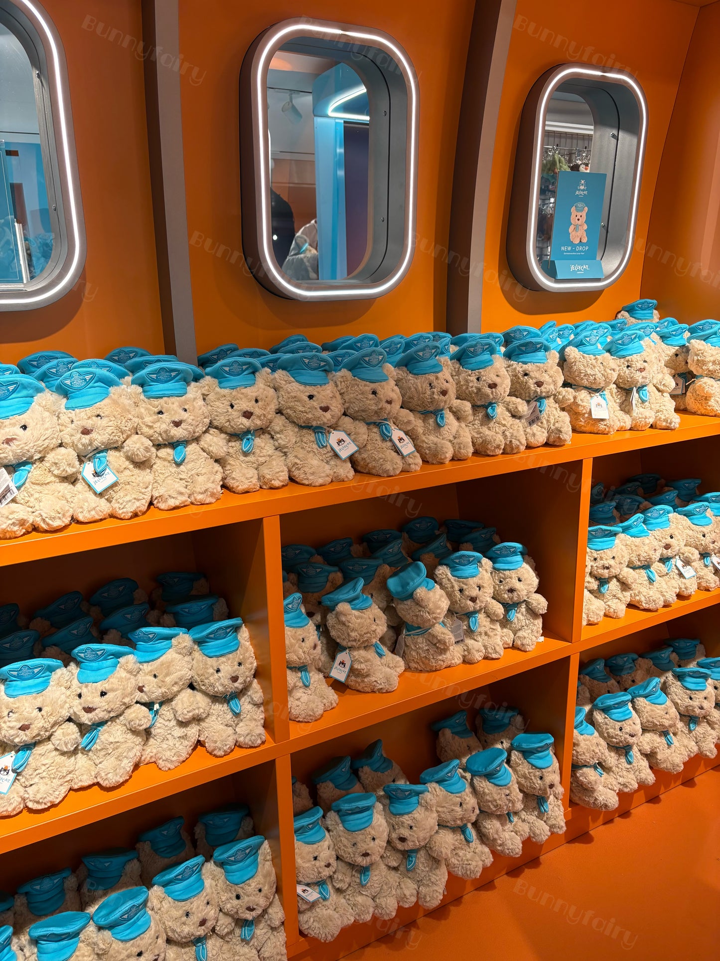 [英國限定 現貨] JellyCat x Harrods 機長熊🐻