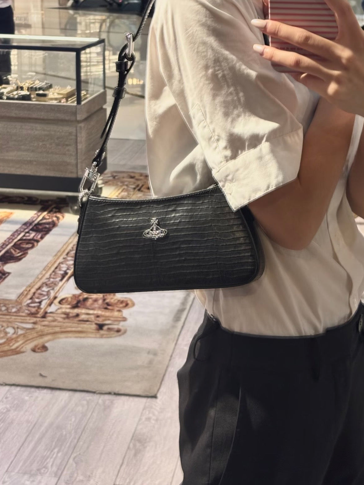[折扣預購] Vivienne Westwood Tasha蜥蜴紋腋下包