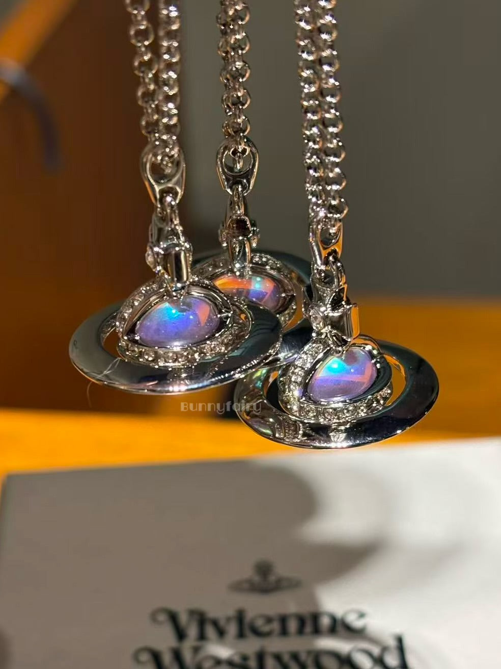 [預購] Vivienne Westwood Orb 歐若拉 銀色