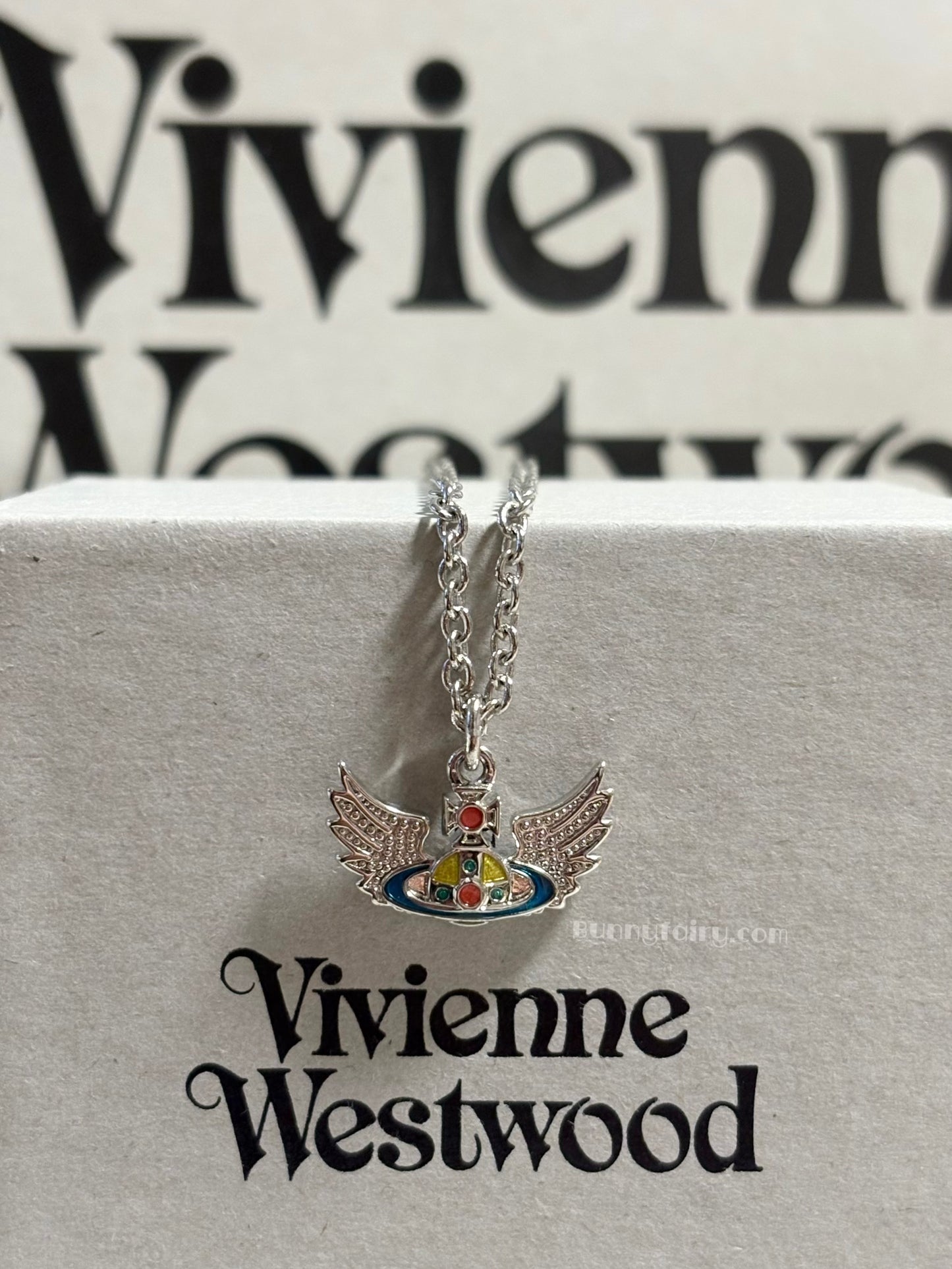 [預購] Vivienne Westwood 翅膀土星項鍊