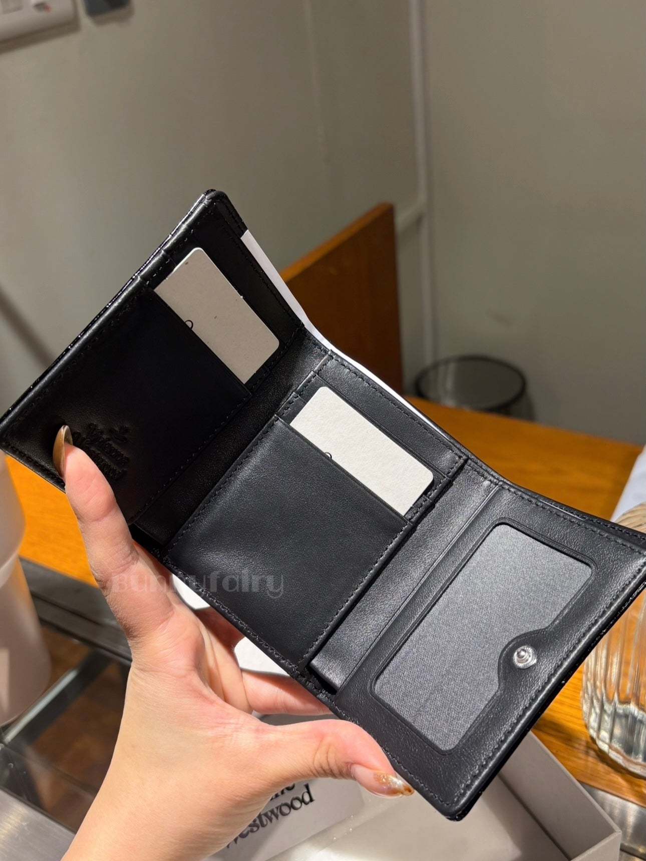 [預購] Vivienne Westwood Small Frame Wallet 新版本鱷魚紋口金三折錢包/短夾