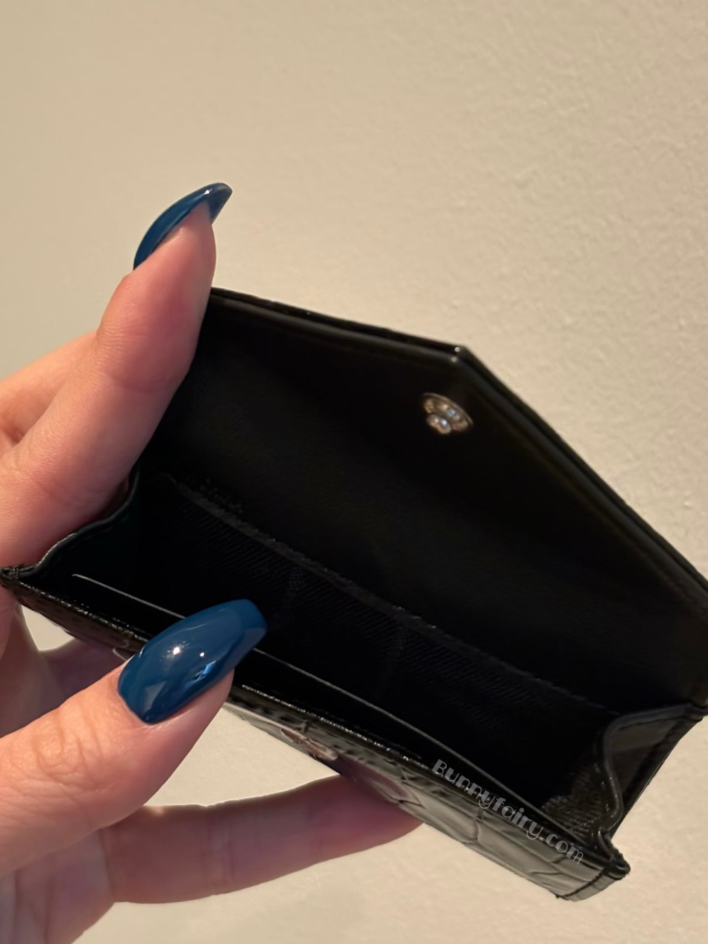 [新版本預購] Vivienne Westwood Envelope Wallet 鱷魚紋信封三折短夾/錢包