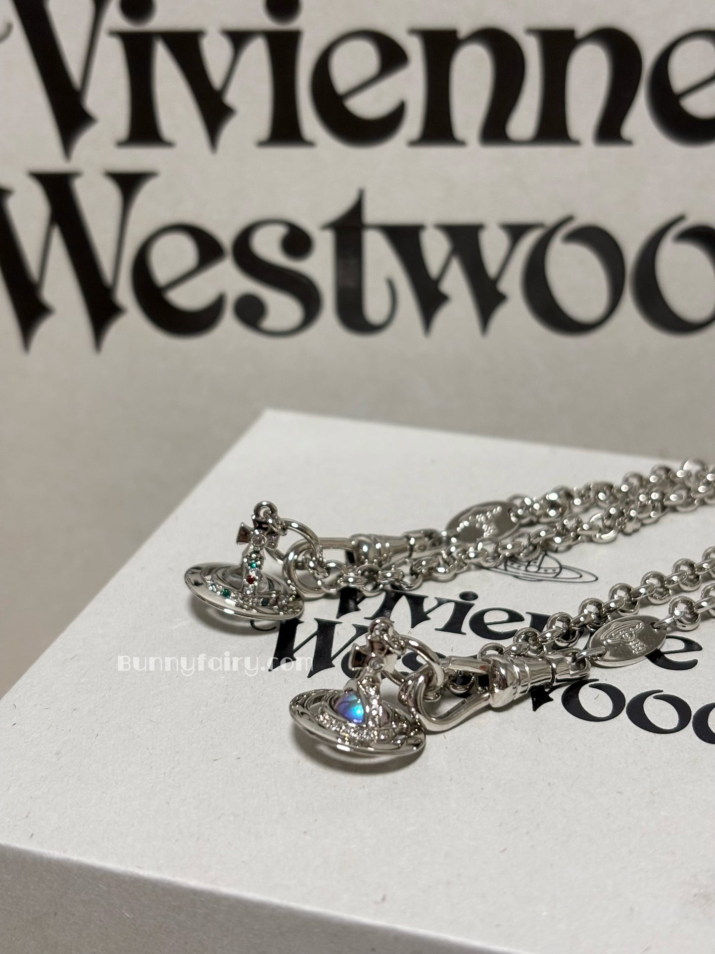 [預購] Vivienne Westwood New Petite Orb Bracelet 透明/雷射orb手鍊
