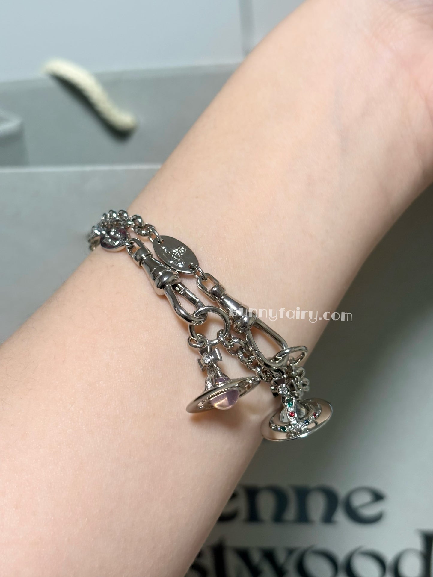 [預購] Vivienne Westwood New Petite Orb Bracelet 透明/雷射orb手鍊