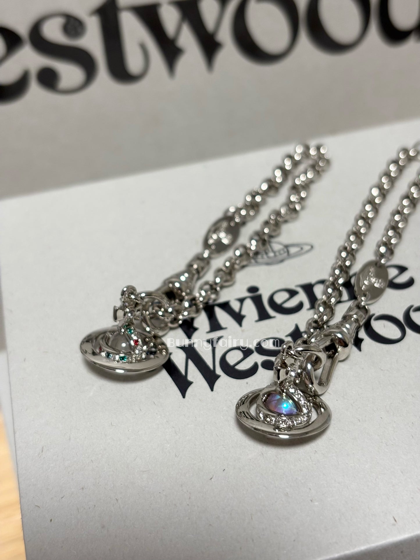 [預購] Vivienne Westwood New Petite Orb Bracelet 透明/雷射orb手鍊