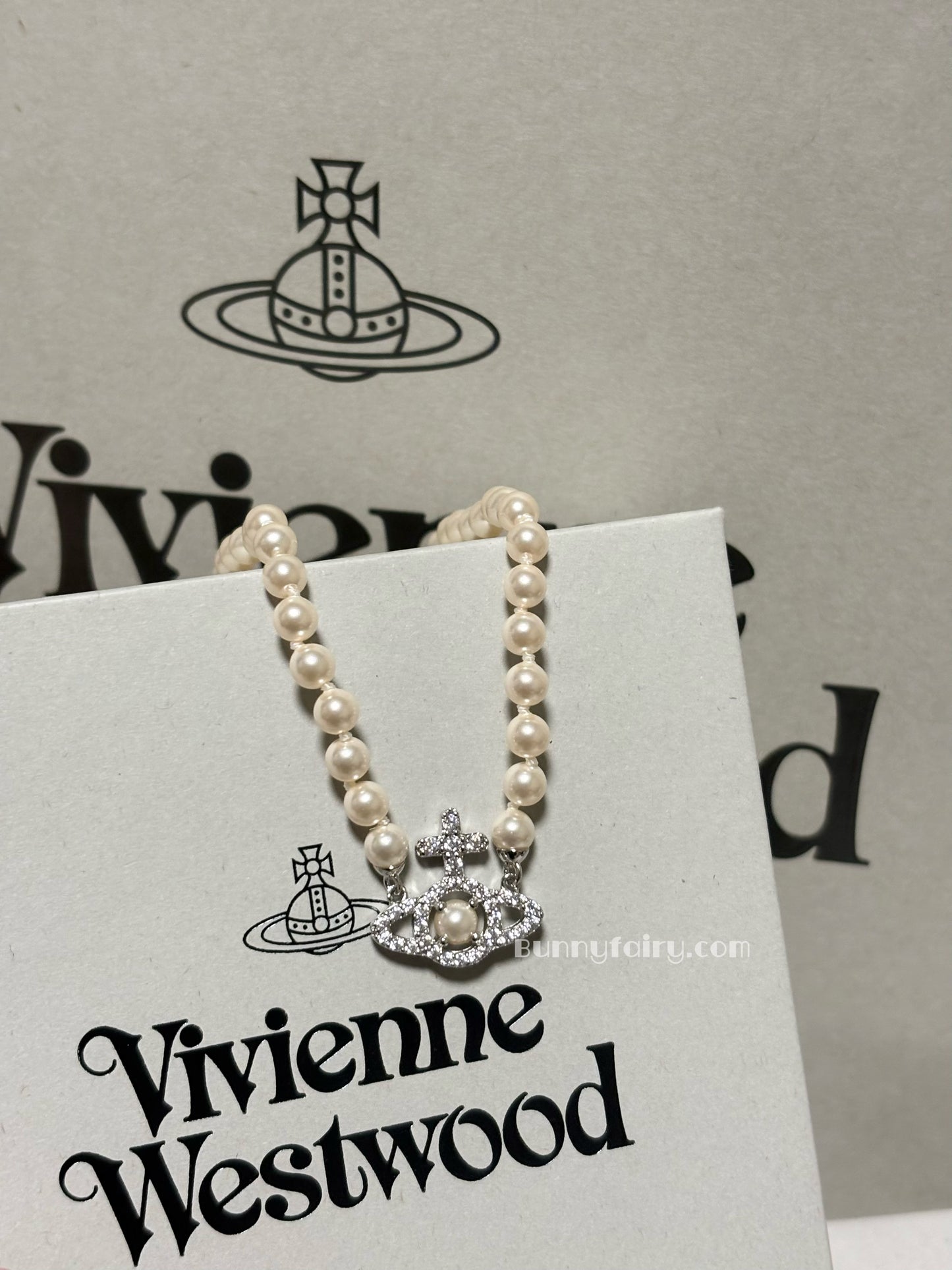 [預購] Vivienne Westwood Olympia Pearl Choker 夾心土星珍珠項鍊