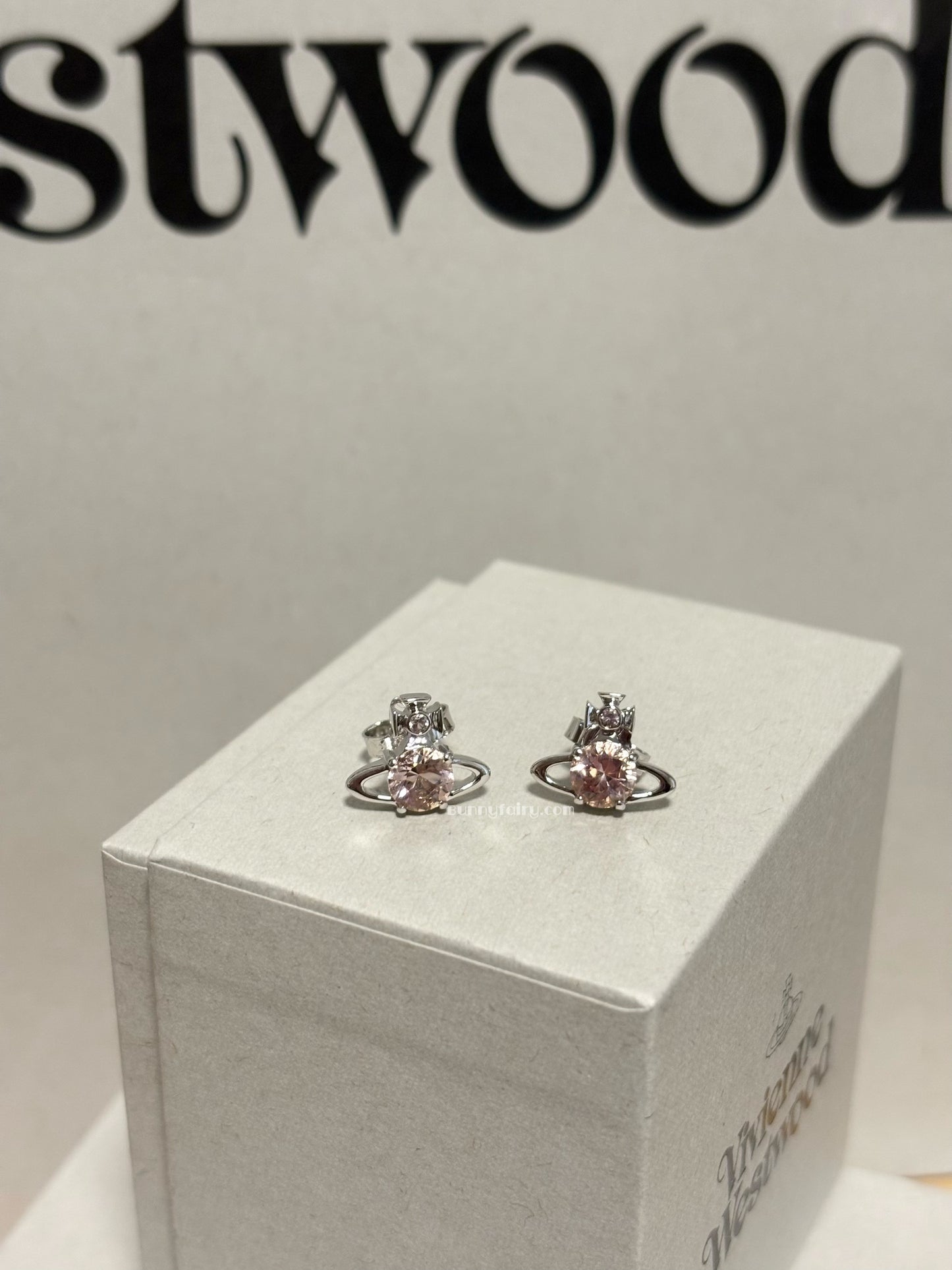[預購] Vivienne Westwood Reina Earrings Champagne SS26限定香檳色Reina耳環