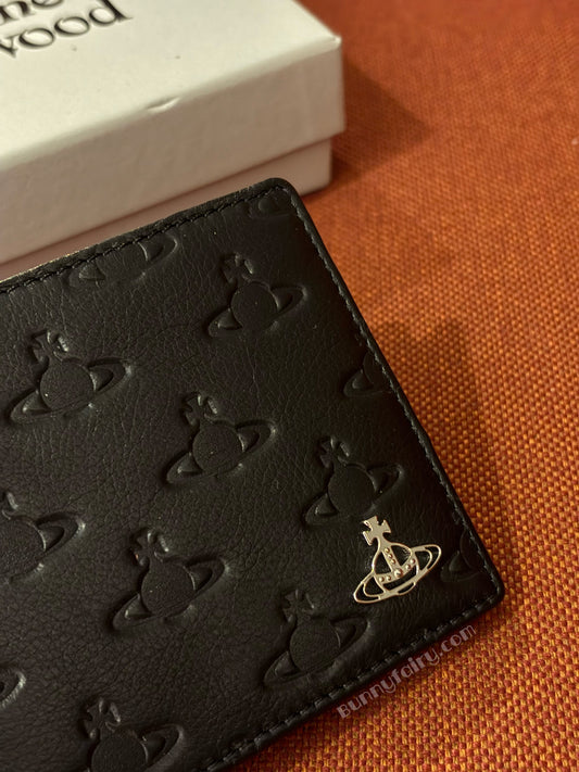 [預購+現貨] Vivienne Westwood 全土星壓紋兩折短夾
