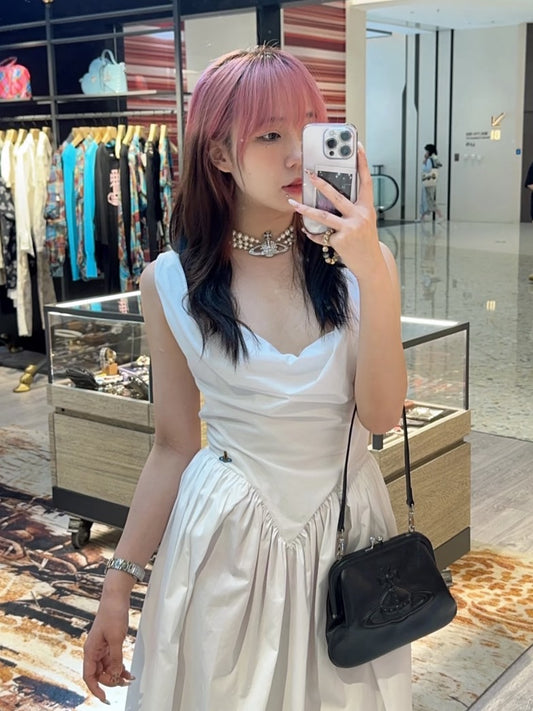 [預購] Jennie同款🖤Vivienne Westwood 浮雕腋下包