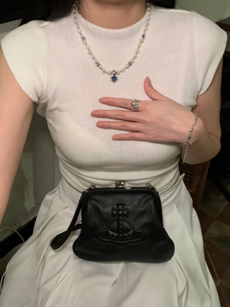 [預購] Jennie同款🖤Vivienne Westwood 浮雕腋下包