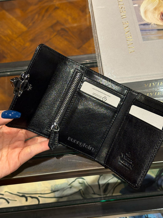 [新款預購] Vivienne Westwood Orb Clasp Wallet 扣環三折卡包