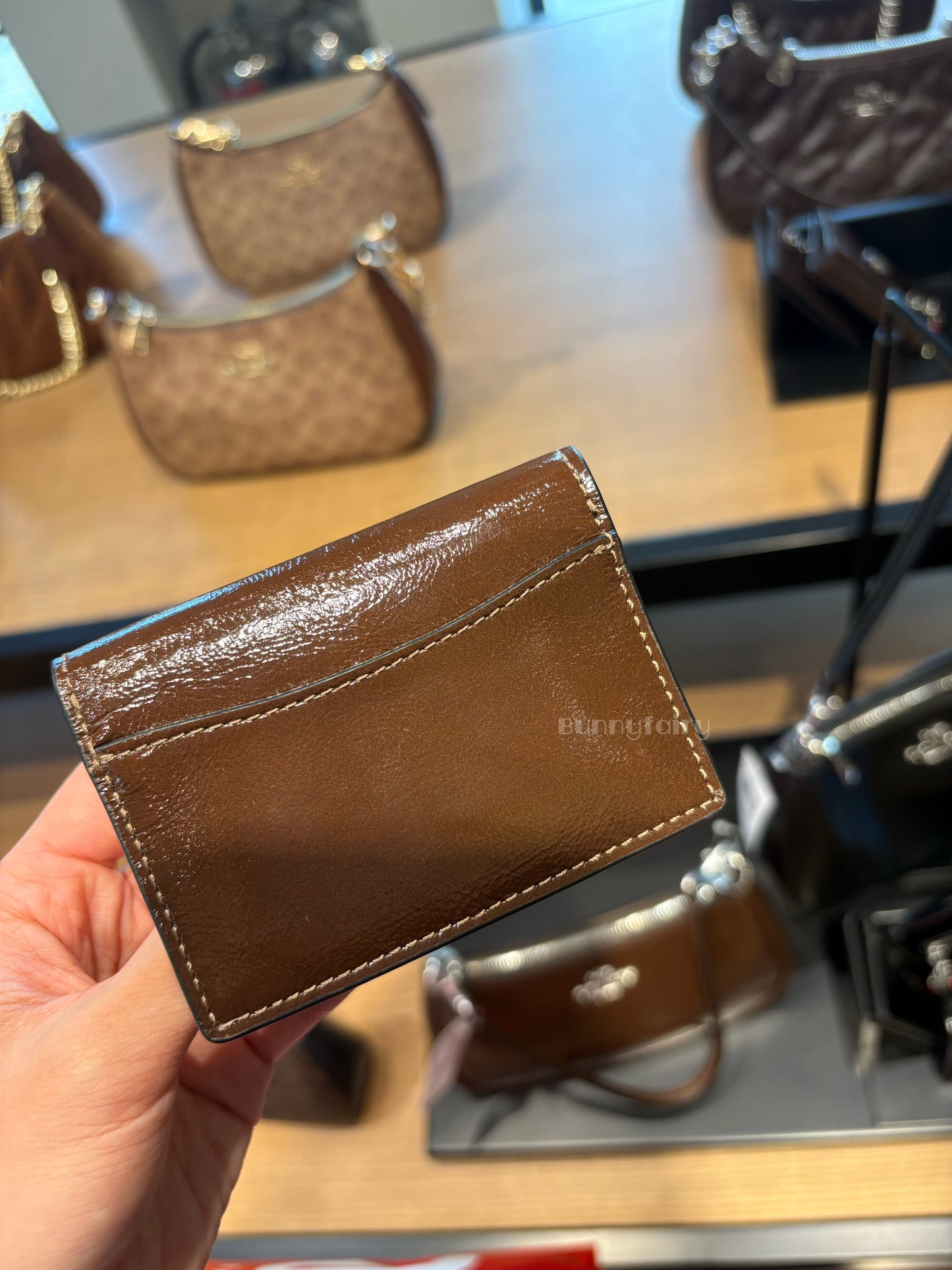 [現貨] Coach櫻桃兩折卡包🍁楓葉棕色