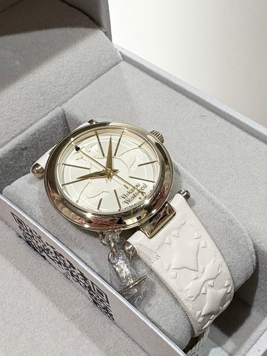 [預購] Vivienne Westwood 壓紋吊墜手錶