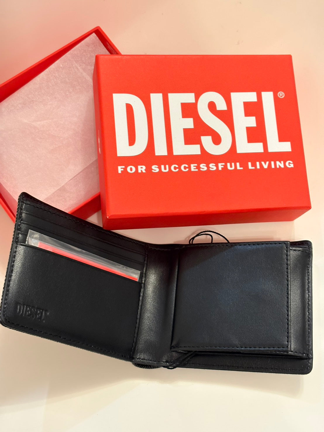 [現貨] Diesel 黑色牛仔兩折短夾