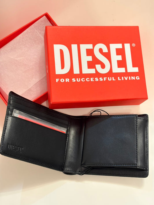 [現貨] Diesel 黑色牛仔兩折短夾